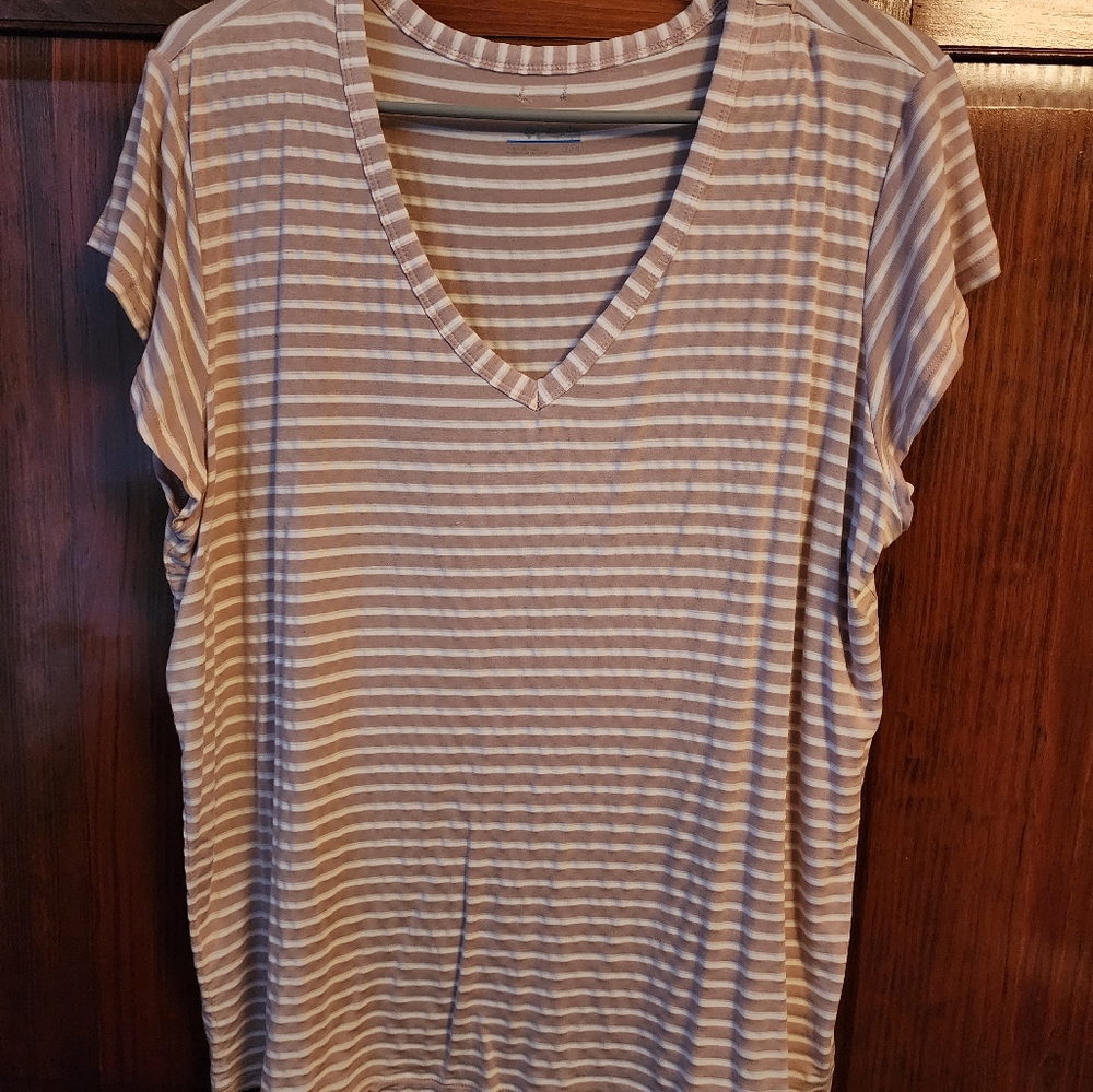 Tan and white top